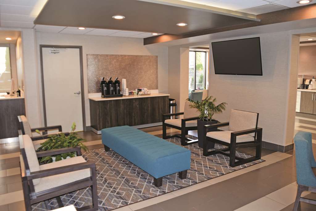 Hotel La Quinta By Wyndham Jamestown