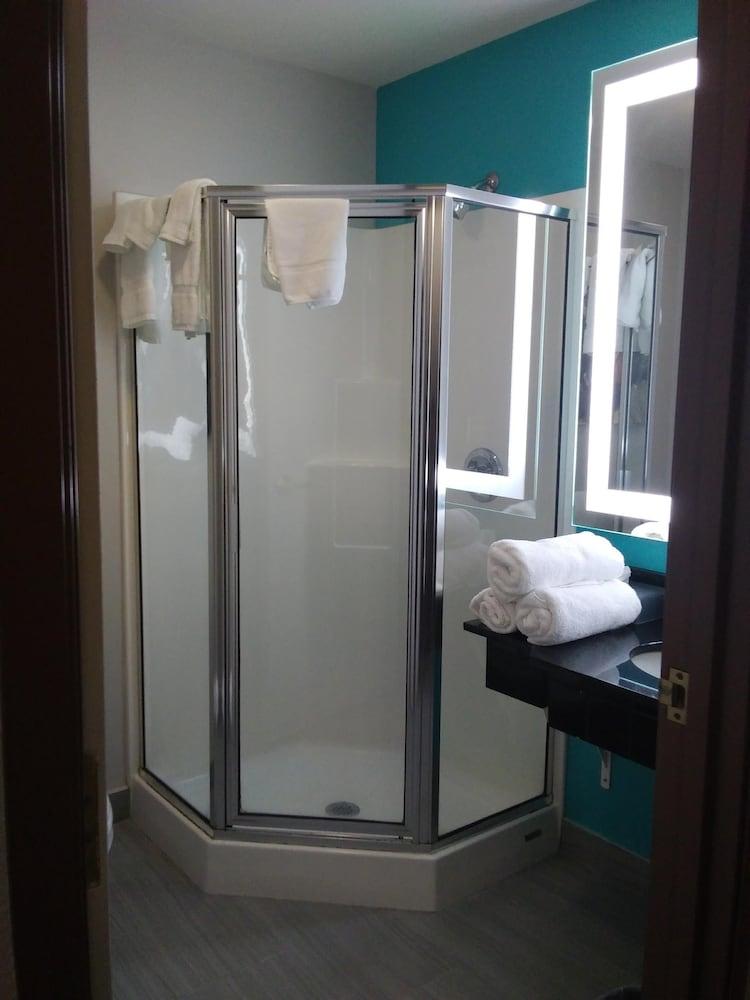 La Quinta By Wyndham Hotel