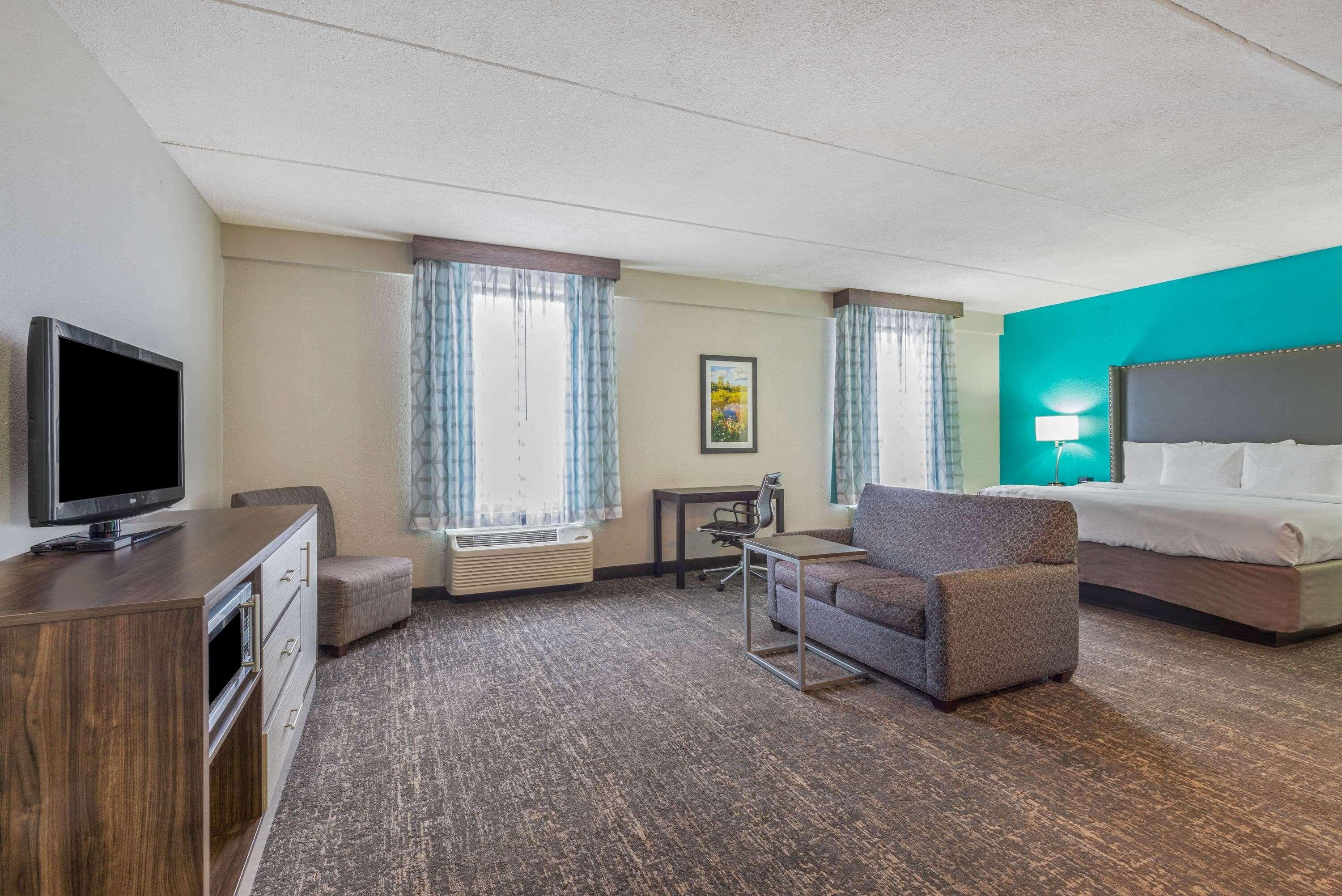 La Quinta By Wyndham Hotel Jamestown