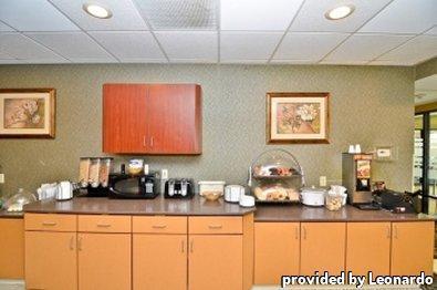 La Quinta By Wyndham Hotel Jamestown