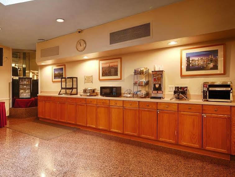 Hotel La Quinta By Wyndham Jamestown